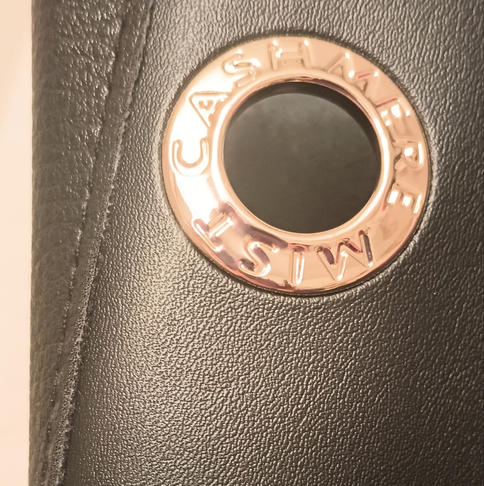 Donna Karan Cashmere Mist Tote - Picture 5 of 10